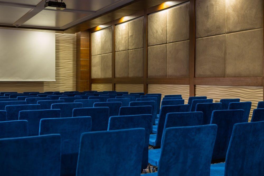Renaissance Izmir Hotel Bagian luar foto The auditorium