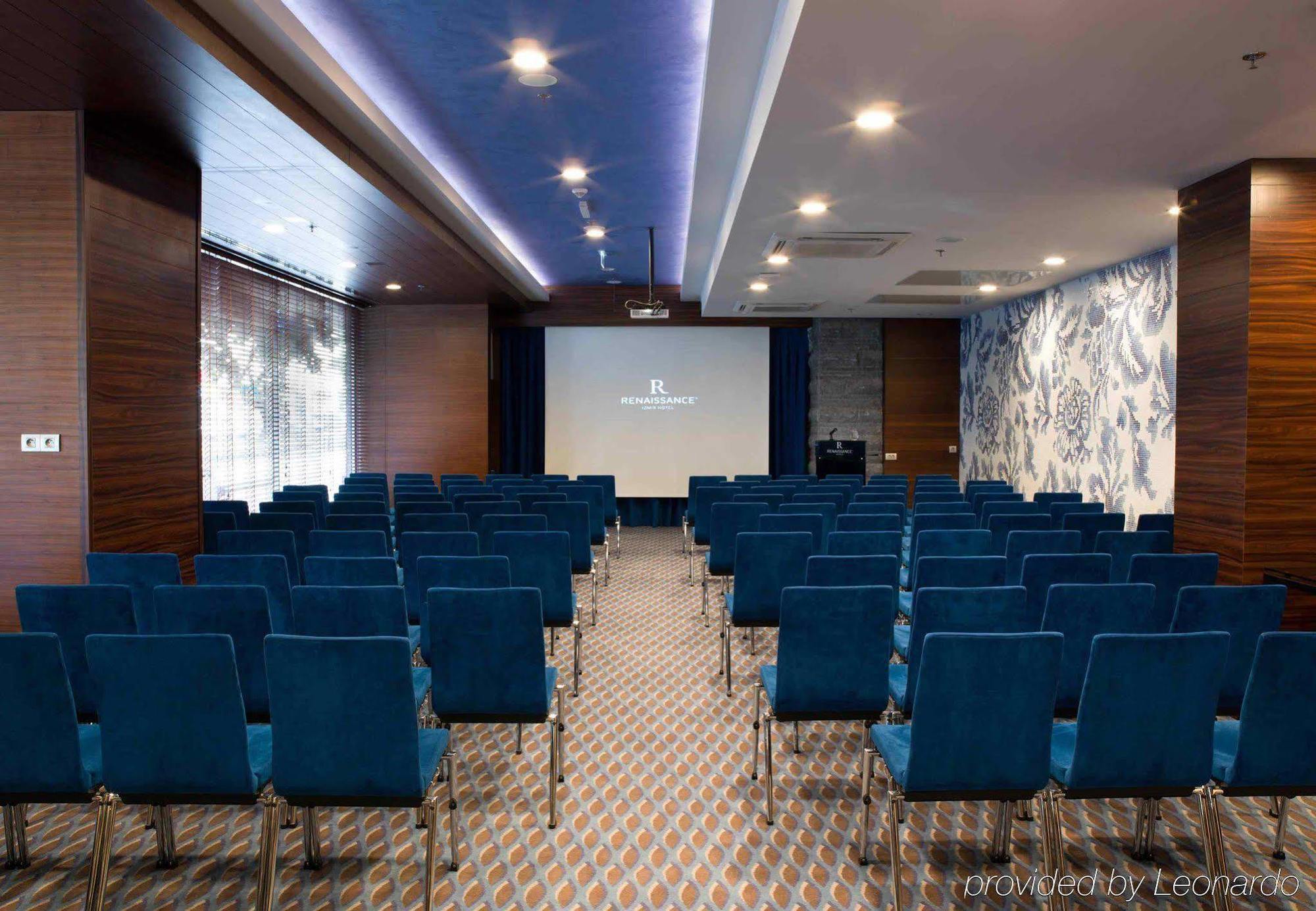 Renaissance Izmir Hotel Bagian luar foto Meeting room